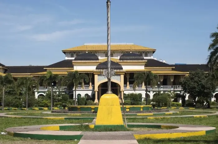 Istana Maimun